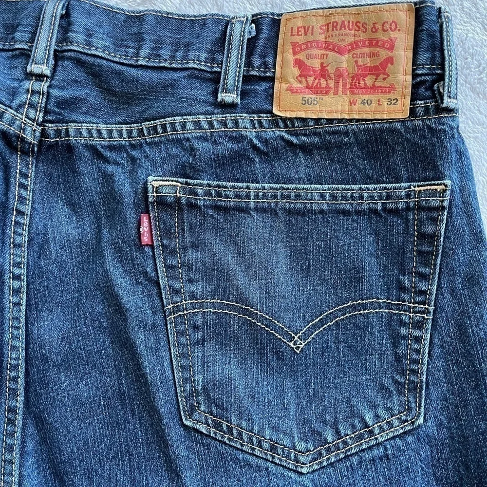 Levi's Men's 505 Jeans Dark Wash Size 40x32